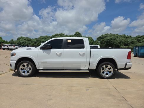 Used 2026 RAM 1500 Lone Star AWD/4WD image 2