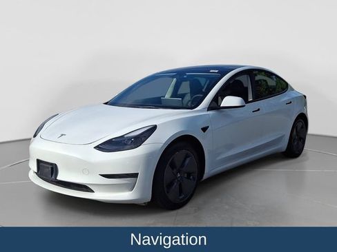 Used 2023 Tesla Model 3 Standard Range RWD image 4