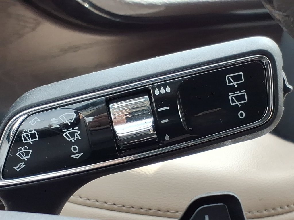 Used 2024 Lincoln Aviator Reserve w/ Equipment Group 201A AWD/4WD image 31