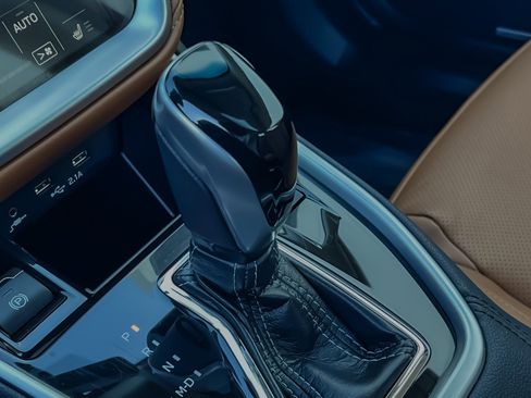 Used 2021 Subaru Legacy Touring XT w/ Popular Package #3 image 21