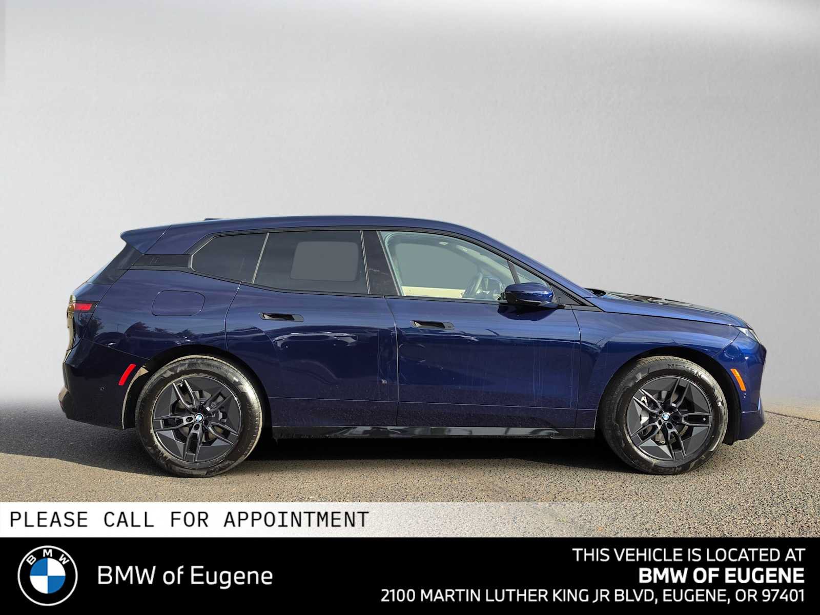 Used 2026 BMW iX xDrive45 AWD/4WD image 2