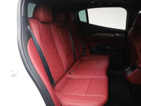 New 2026 Maserati Grecale Modena image 18