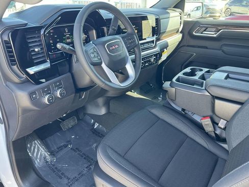 New 2026 GMC Sierra 1500 Elevation w/ LPO, Elevation Black Package image 9