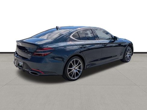 Used 2025 Genesis G70 2.5T image 5