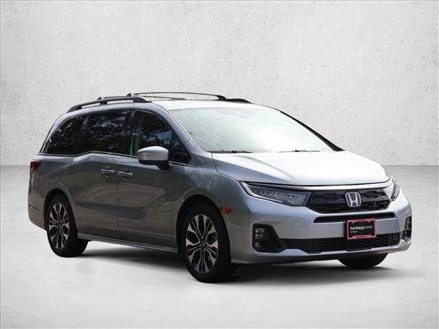 New 2026 Honda Odyssey Elite image 3