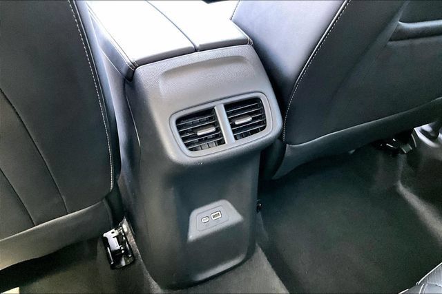 Used 2023 Buick Envision Essence FWD image 10