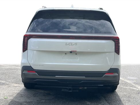 Used 2025 Kia Carnival SX Prestige FWD image 28