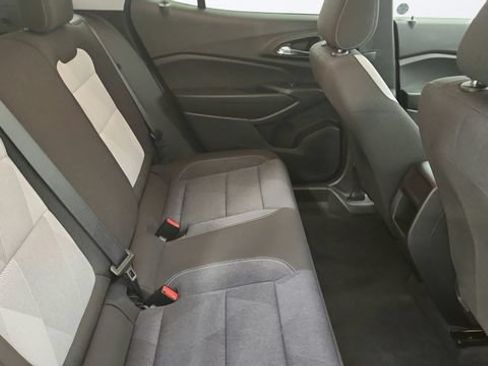 Used 2024 Chevrolet Trax LS w/ LS Convenience Package FWD image 20