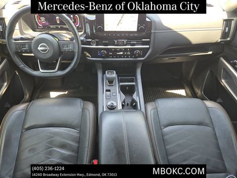 Used 2023 Nissan Pathfinder Platinum AWD/4WD image 22
