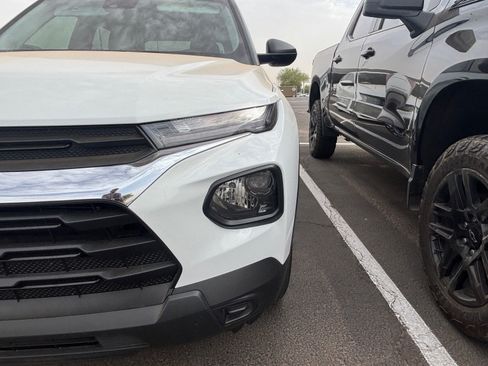 Used 2023 Chevrolet TrailBlazer LS FWD image 8