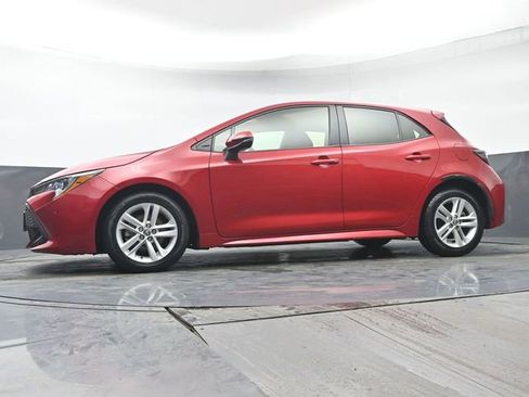 Used 2021 Toyota Corolla SE w/ SE Preferred Package image 28