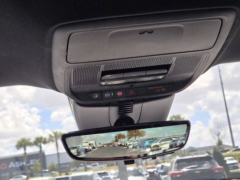 New 2026 Chevrolet Traverse Z71 image 10