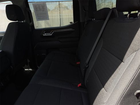 Used 2025 Chevrolet Silverado 1500 LT image 21