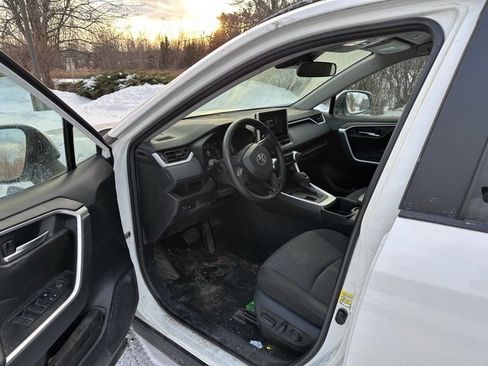 Used 2023 Toyota RAV4 XLE image 12