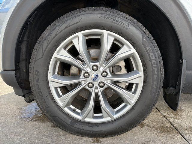 Used 2023 Ford Explorer Limited AWD/4WD image 12