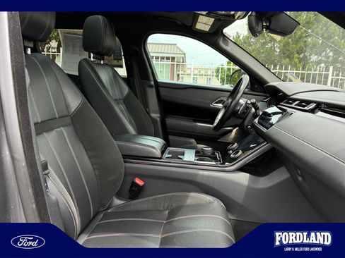 Used 2019 Land Rover Range Rover Velar R-Dynamic SE AWD/4WD image 19