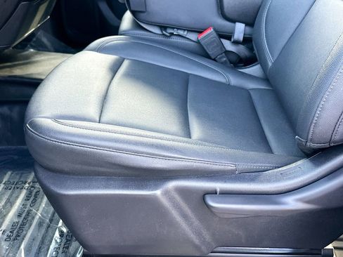 Used 2024 GMC Sierra 3500 Pro w/ Convenience Package image 19