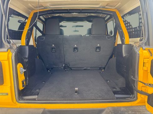 Used 2021 Jeep Wrangler Unlimited Sport AWD/4WD image 9