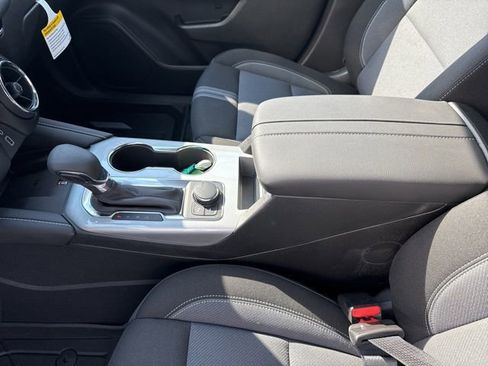 New 2025 Chevrolet Blazer LT w/ Convenience Package image 12