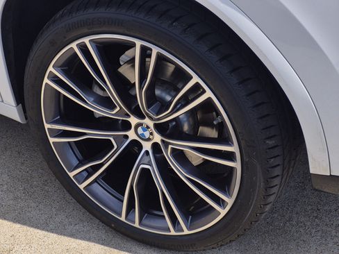 Used 2022 BMW X4 xDrive30i w/ M Sport Package 2 AWD/4WD image 7