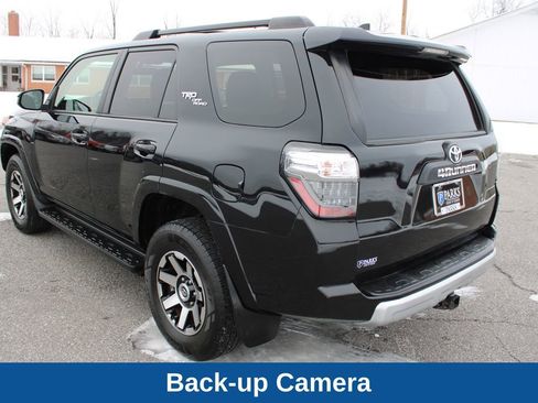 Used 2019 Toyota 4Runner TRD Off-Road image 8