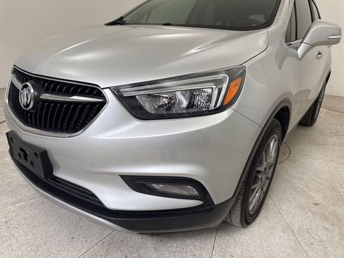 Used 2019 Buick Encore Sport Touring w/ LPO, Road Trip Package FWD image 9