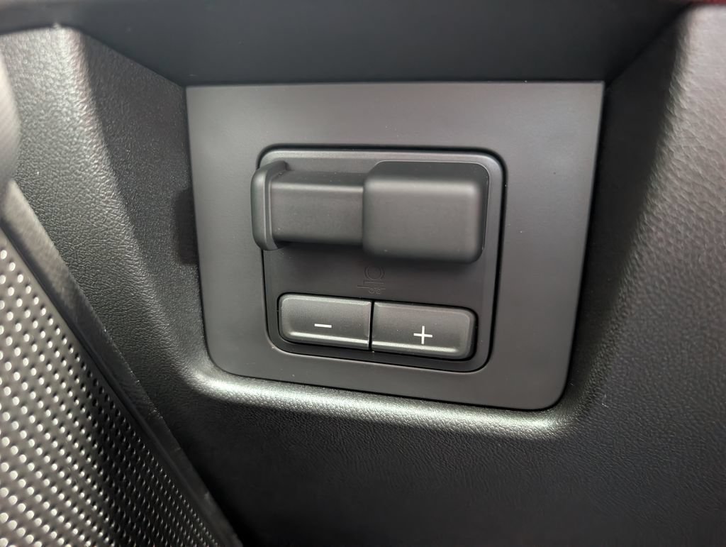 New 2026 Chevrolet Colorado LT w/ LT Convenience Package RWD image 31