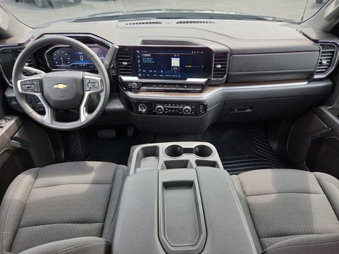 Used 2023 Chevrolet Silverado 1500 LT AWD/4WD image 20