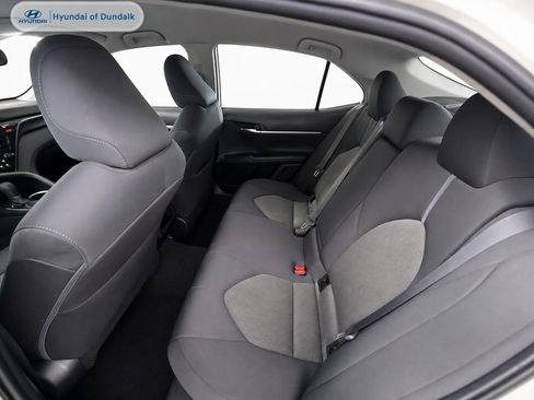Used 2022 Toyota Camry LE FWD image 9