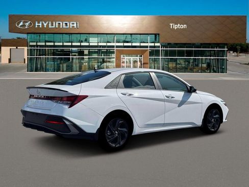 New 2026 Hyundai Elantra Sport FWD image 8