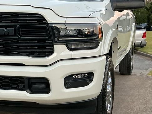 Used 2024 RAM 2500 Limited AWD/4WD image 11
