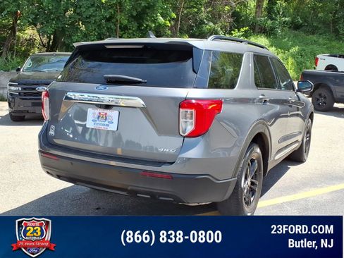 Certified 2022 Ford Explorer XLT AWD/4WD image 8
