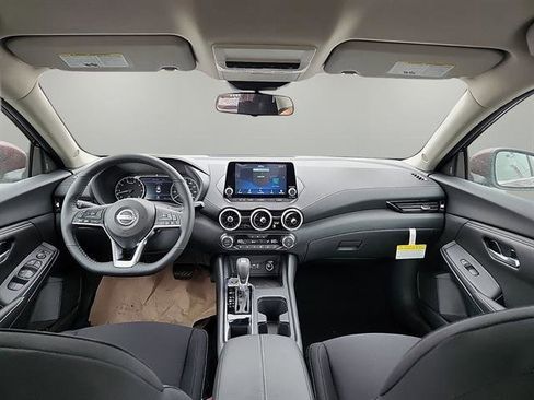 New 2025 Nissan Sentra SV image 5