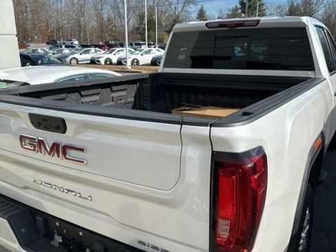 Used 2023 GMC Sierra 2500 Denali w/ Denali Ultimate Package image 4