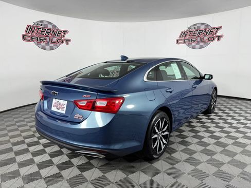 Used 2024 Chevrolet Malibu RS w/ LPO, Floor Liner Package FWD image 7