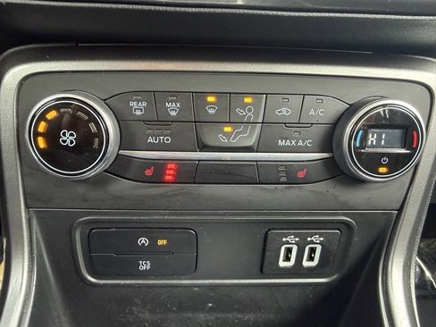 Used 2022 Ford EcoSport SE image 10