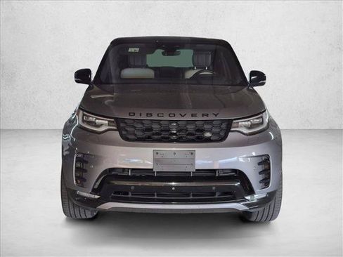 Used 2022 Land Rover Discovery HSE R-Dynamic AWD/4WD image 2