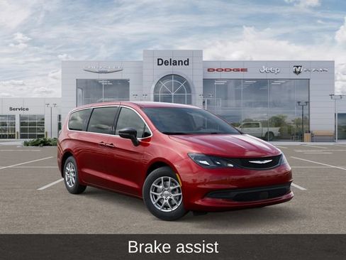 New 2026 Chrysler Voyager LX FWD image 5