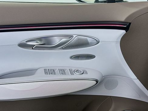 Certified 2026 Genesis GV70 2.5T Advanced AWD/4WD image 20
