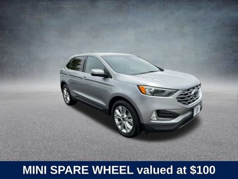 Used 2024 Ford Edge Titanium image 2