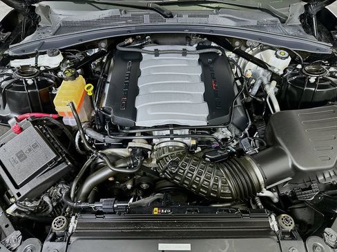 Used 2023 Chevrolet Camaro LT w/ Redline Edition image 9