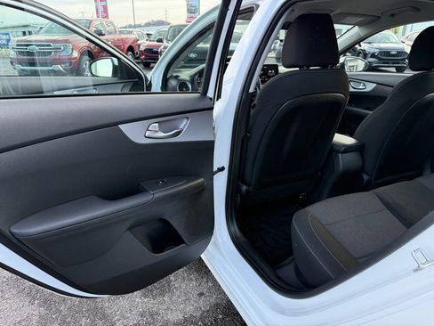 Used 2022 Kia Forte Sedan image 24