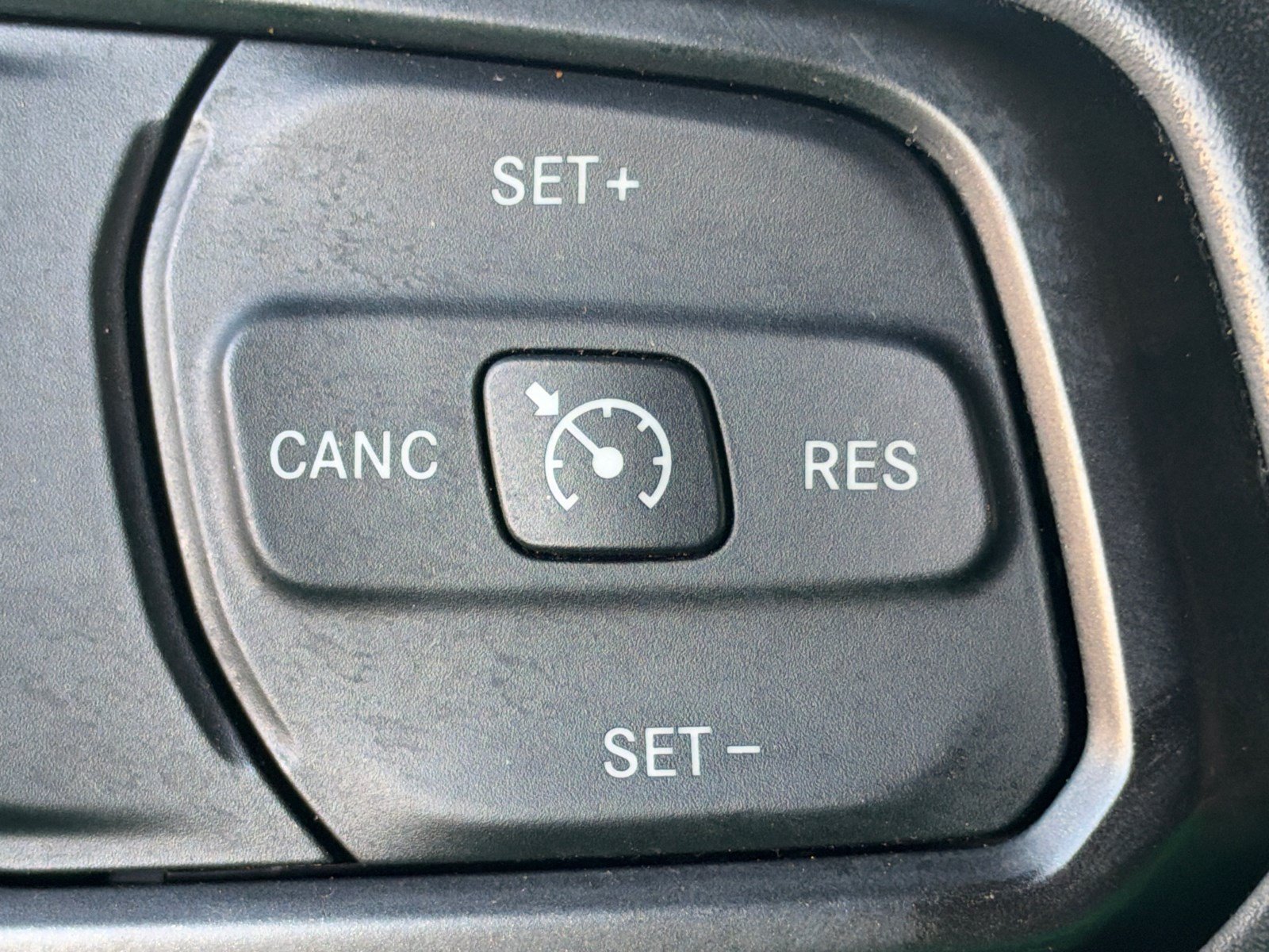 Used 2022 Jeep Wrangler Unlimited Sport AWD/4WD image 27