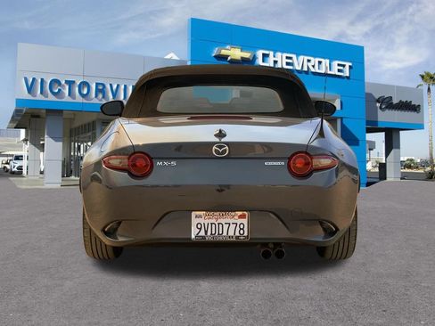 Used 2021 MAZDA MX-5 Miata Grand Touring RWD image 5