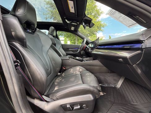 Used 2026 BMW M5 w/ M Driver's Package AWD/4WD image 23