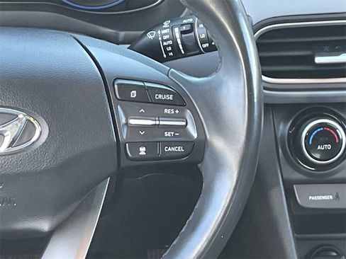 Certified 2021 Hyundai Kona Ultimate w/ Cargo Package image 23