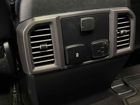 Used 2019 Ford F150 Raptor w/ Equipment Group 802A Luxury AWD/4WD image 36