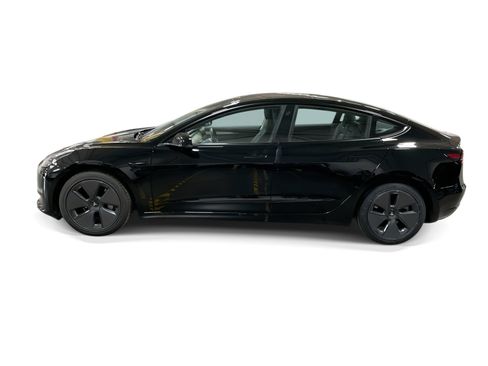 Certified 2023 Tesla Model 3 Standard Range RWD image 3