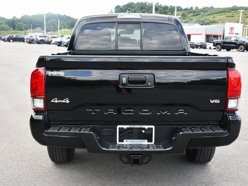 Used 2022 Toyota Tacoma SR image 6