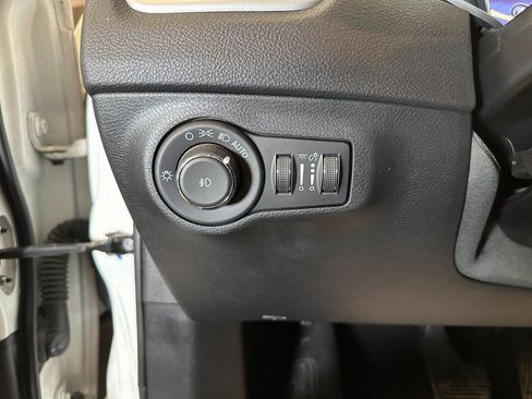 Used 2021 Jeep Compass Latitude w/ Convenience Group AWD/4WD image 18